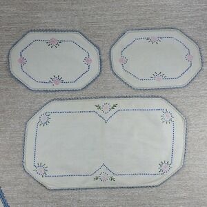 VTG Luncheon Linen Set Blue Pink Floral Embroidered Crochet Trim Tea Party 3pc
